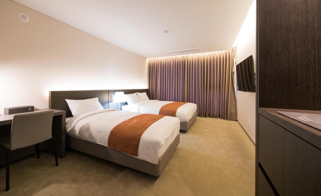 Grand Mer Hotel Jeju Seogwipo Eksteriør bilde